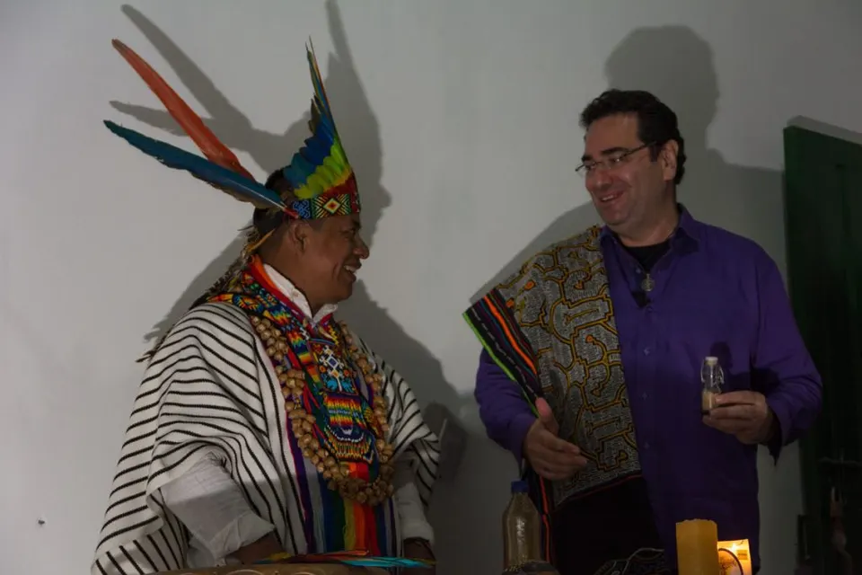 web-fb-YRP_6635-Editar_Taita_Gerardo_Laempe